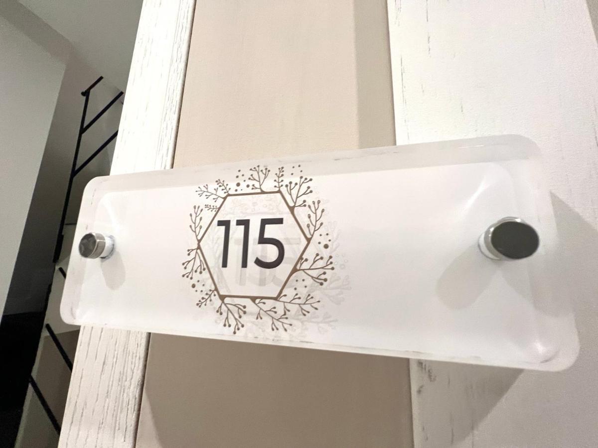 Miluar Luxury B&B - Vanvitelli Napoli Esterno foto