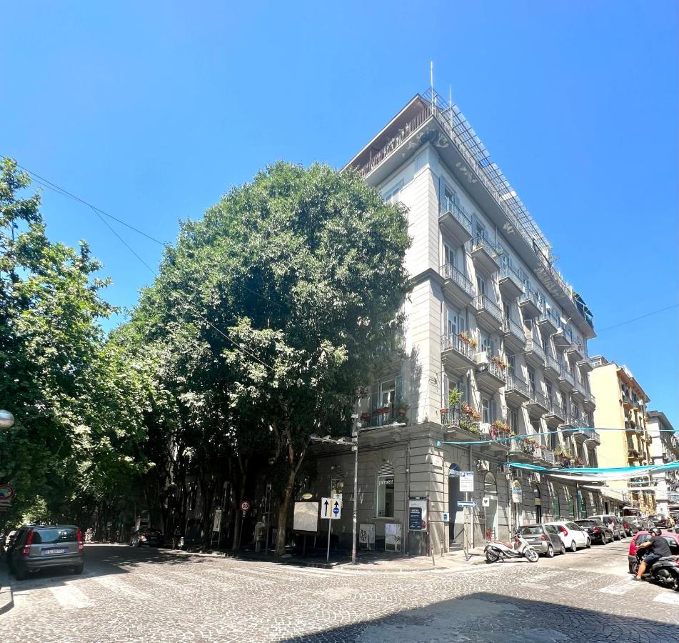 Miluar Luxury B&B - Vanvitelli Napoli Esterno foto