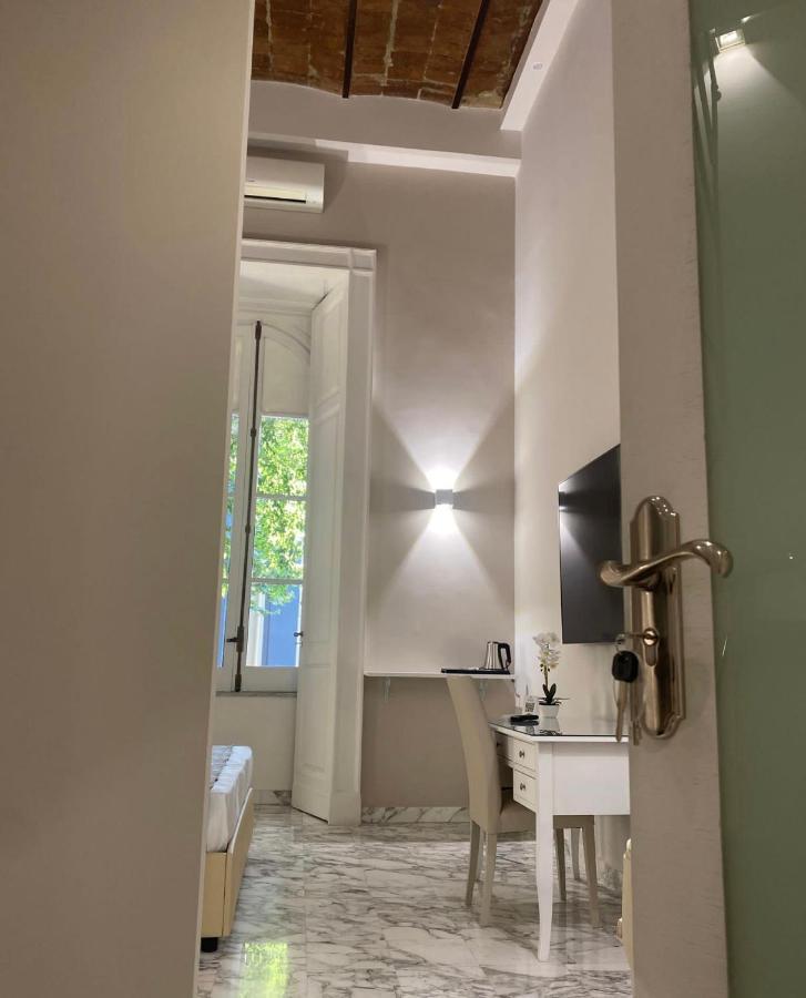 Miluar Luxury B&B - Vanvitelli Napoli Esterno foto