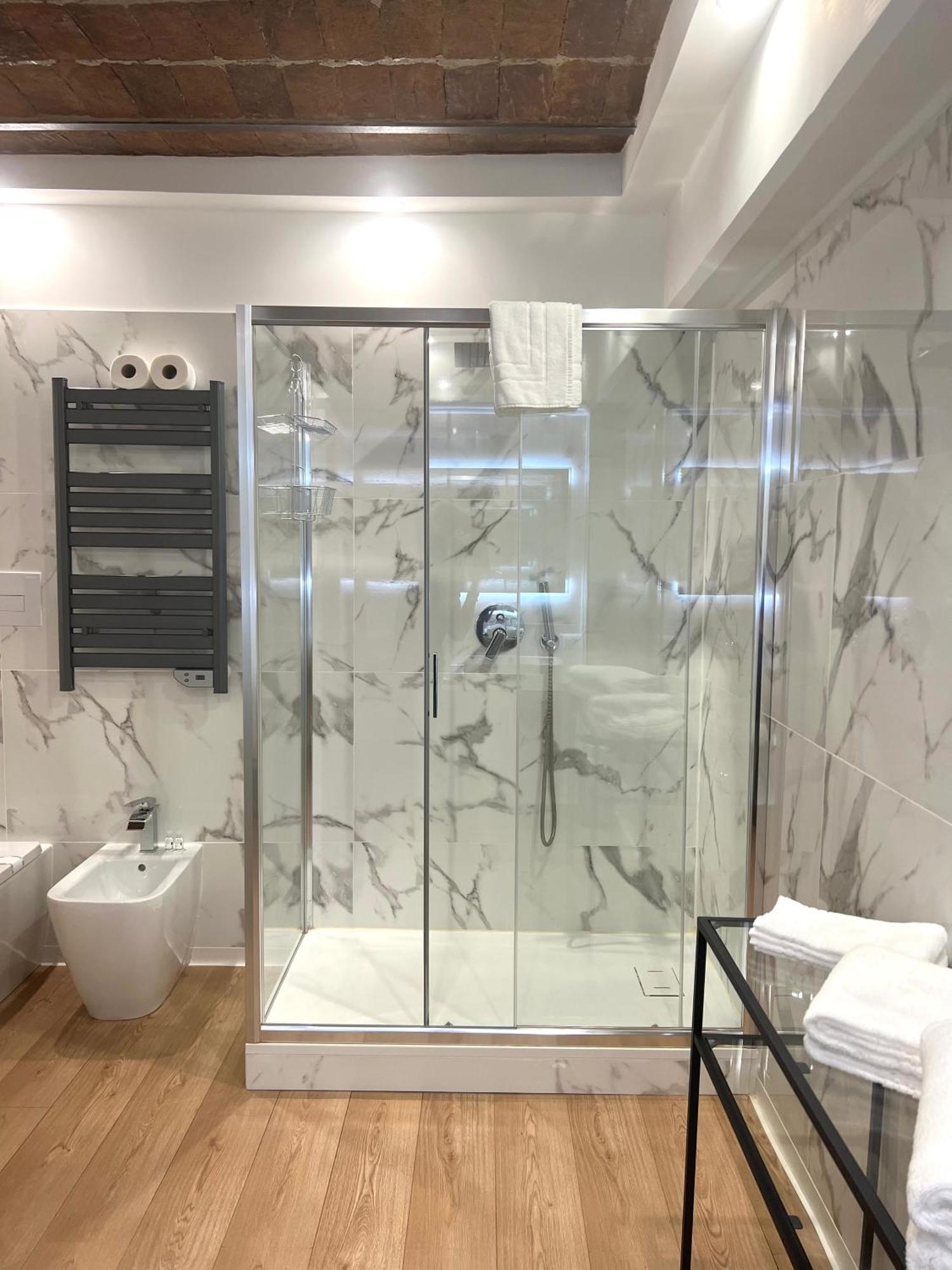 Miluar Luxury B&B - Vanvitelli Napoli Esterno foto