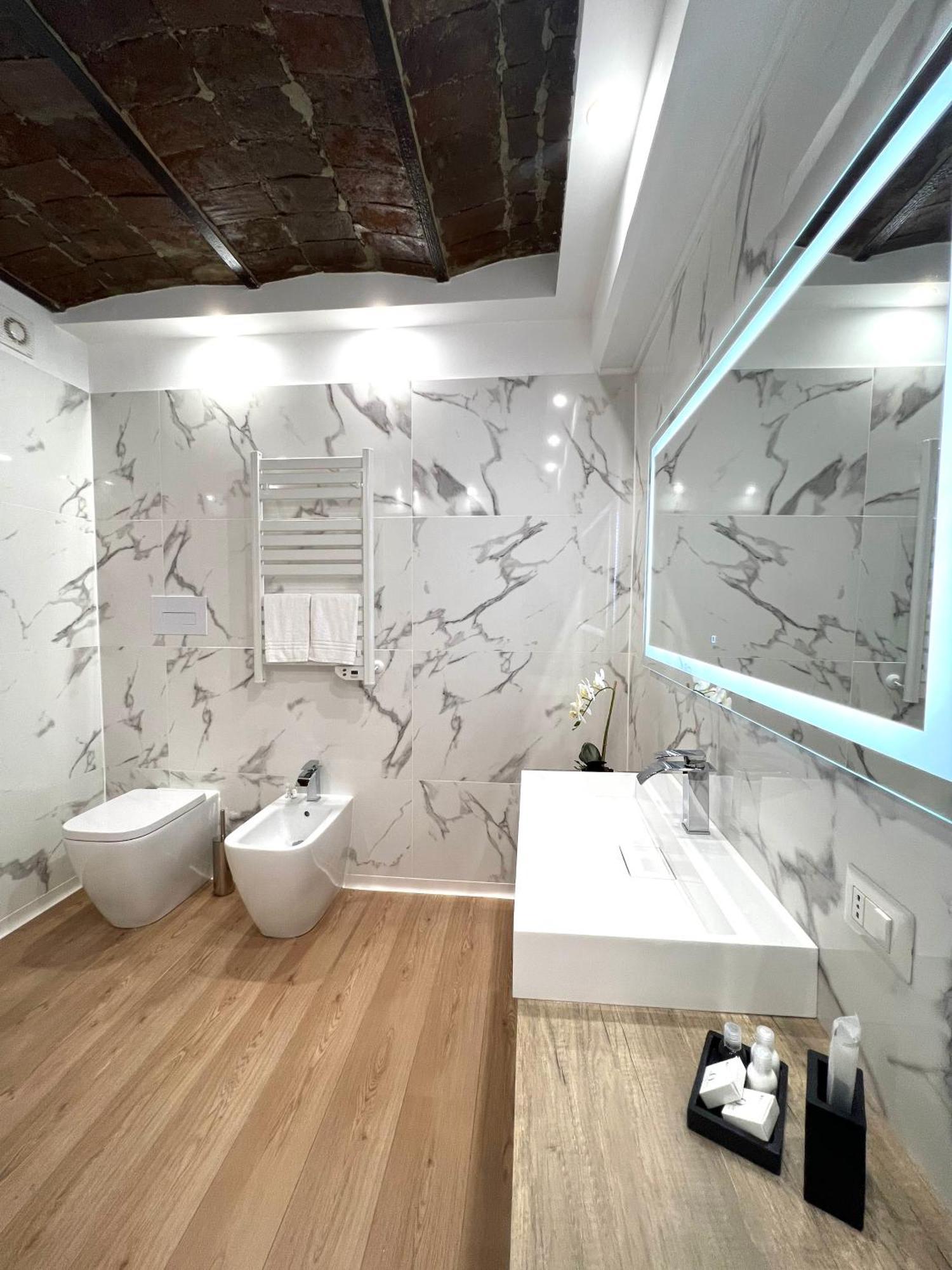 Miluar Luxury B&B - Vanvitelli Napoli Esterno foto